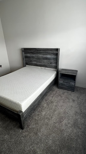 Used Furniture Store «Orlando Furniture Exchange», reviews and photos, 3228 W State Rd 426 #1016, Oviedo, FL 32765, USA