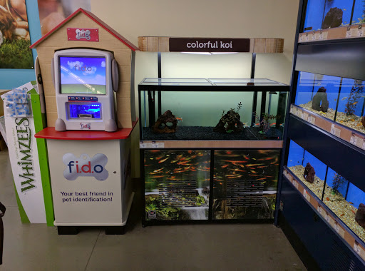 Pet Supply Store «Petco Animal Supplies», reviews and photos, 226 Thornton Drive, Dickson, TN 37055, USA