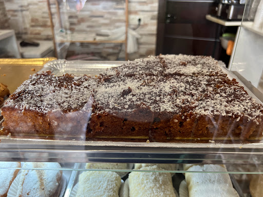 Confitería Zamudio en Setenil de las Bodegas, Cádiz