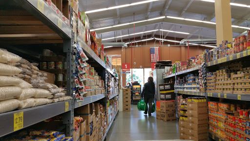 Grocery Store «Grocery Outlet Bargain Market», reviews and photos, 125 Hickey Blvd, South San Francisco, CA 94080, USA
