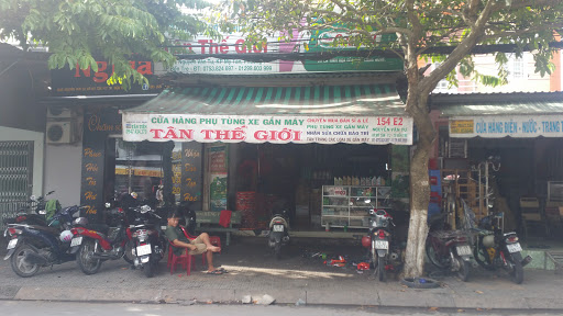 Cửa Hàng Phụ Tùng Xe Máy Tân Thế Giới