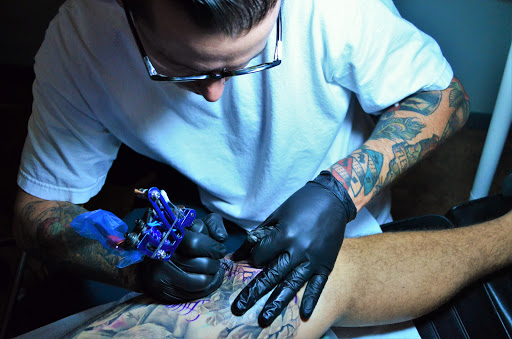 Tattoo Shop «Colossus Tattoo», reviews and photos, 225 W University Dr, Tempe, AZ 85281, USA