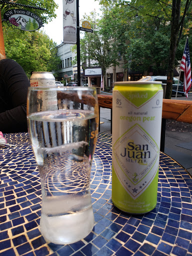 Gourmet Grocery Store «NW Food & Gifts», reviews and photos, 445 NE 3rd St, McMinnville, OR 97128, USA