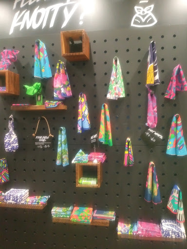 Cosmetics Store «Lush Cosmetics», reviews and photos, 104 Walden Galleria, Buffalo, NY 14225, USA