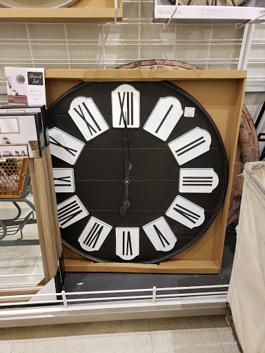 Department Store «T.J. Maxx and HomeGoods», reviews and photos, 7349 Lemont Rd, Downers Grove, IL 60516, USA