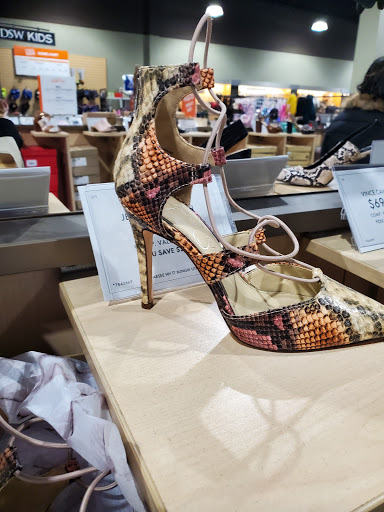 Shoe Store «DSW Designer Shoe Warehouse», reviews and photos, 202 Orland Park Pl, Orland Park, IL 60462, USA