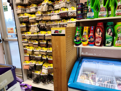 Grocery Store «Tienda Los Vecinos», reviews and photos, 15423 154th Ave SE # 104, Kent, WA 98042, USA