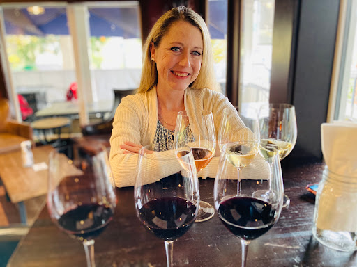 Bar «Village Wines», reviews and photos, 14450 Woodinville-Redmond Rd NE, Woodinville, WA 98072, USA