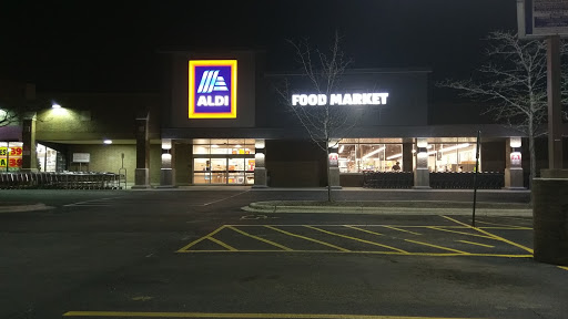 Supermarket «ALDI», reviews and photos, 4833 Oakton St, Skokie, IL 60077, USA