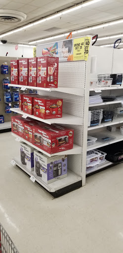 Discount Store «Kmart», reviews and photos, 2000 E 10 Mile Rd, Warren, MI 48091, USA