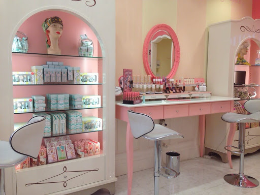 Cosmetics Store «Benefit Cosmetics», reviews and photos, 454 W Broadway, New York, NY 10012, USA
