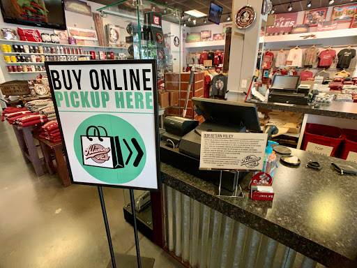 Sportswear Store «Alumni Hall», reviews and photos, 1817 Thomasville Rd #250, Tallahassee, FL 32303, USA