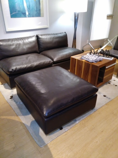 Furniture Rental Service «CORT Furniture Rental & Clearance Center», reviews and photos, 1230 Andover Park E, Tukwila, WA 98188, USA