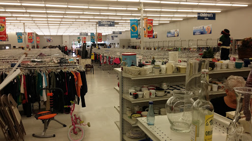 Thrift Store «Bellevue Goodwill Store», reviews and photos, 15 6th St, Bellevue, KY 41073, USA