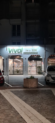 VIVAL CHALLES-LES-EAUX 1353 Pl. de l'Europe, 73190 Challes-les-Eaux, France