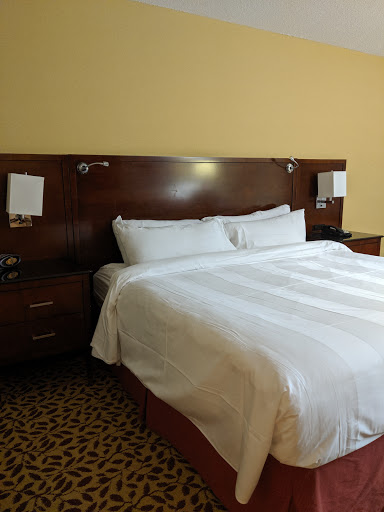 Hotel «Cleveland Airport Marriott», reviews and photos, 4277 W 150th St, Cleveland, OH 44135, USA