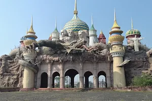 Wonders Of The World Prayag Film City image