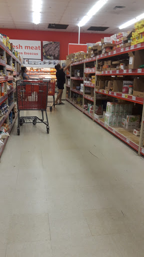 Grocery Store «Save-A-Lot», reviews and photos, 1401 S Collins St, Plant City, FL 33566, USA