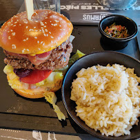 Hamburger du Restaurant de grillades Hippopotamus Steakhouse à Paris - n°3