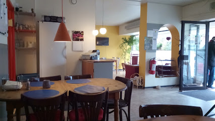 Cafe Regnbuen