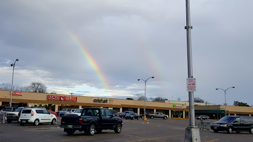 Shopping Mall «Northgate Shopping Center», reviews and photos, 3200 Thomas St, Memphis, TN 38127, USA