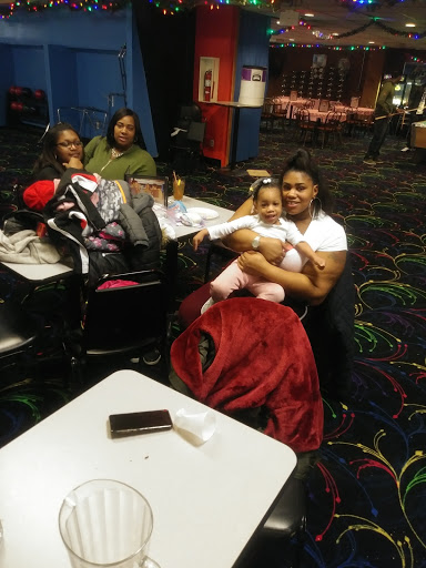 Bowling Alley «Super Bowl», reviews and photos, 45100 Ford Rd, Canton, MI 48187, USA