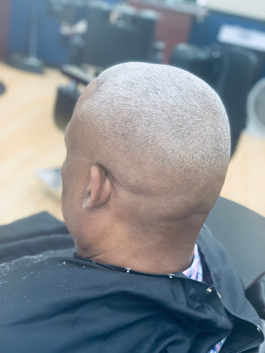 Barber Shop «Kleankutz Barbershop», reviews and photos, 5360 E Main St B, Columbus, OH 43213, USA