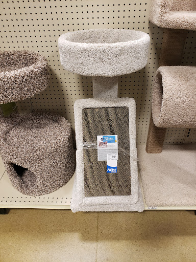 Pet Supply Store «PetSmart», reviews and photos, 533 S Tracy St, Wichita, KS 67209, USA