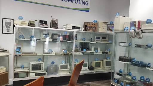 Used Computer Store «Epc Inc», reviews and photos, 3941 Harry S Truman Blvd, St Charles, MO 63301, USA