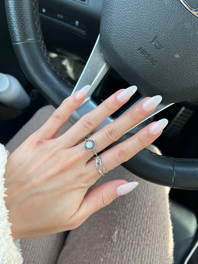 Beverly Hills Nails Spa
