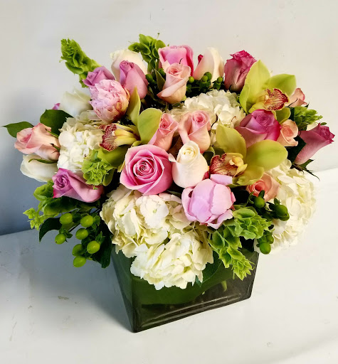 Florist «Louis Gardens Florist», reviews and photos, 1251 S Beach Blvd q, La Habra, CA 90631, USA