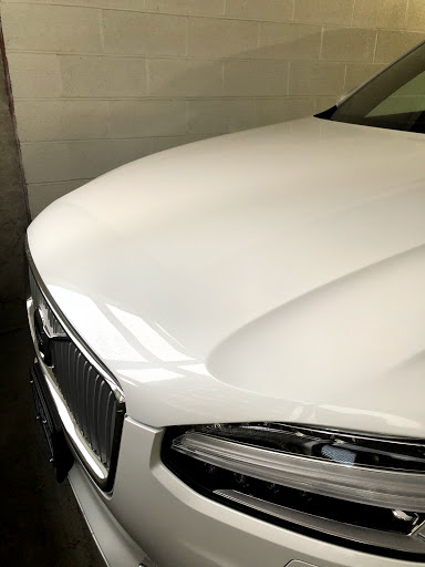 Auto Body Shop «Universal Auto Body», reviews and photos, 914 E Main St #10, Stamford, CT 06902, USA