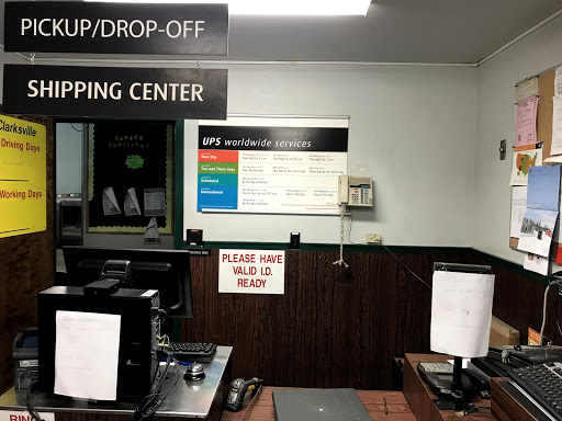 Shipping and Mailing Service «UPS Customer Center», reviews and photos, 651 Horace Crow Dr, Clarksville, TN 37043, USA