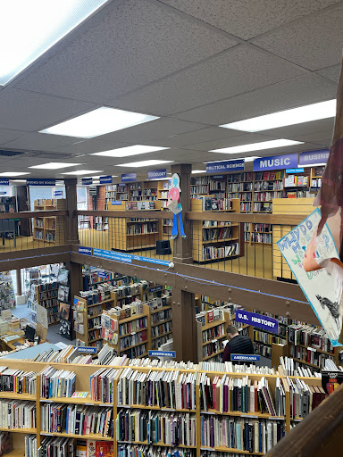 Book Store «The Book Bin», reviews and photos, 450 Court St NE, Salem, OR 97301, USA