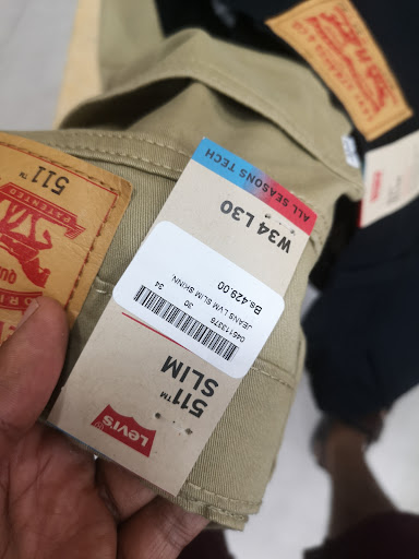 Stores to buy men's chino pants Santa Cruz