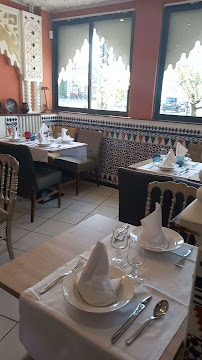 Atmosphère du Restaurant Le Palmier à Montigny-lès-Cormeilles - n°7