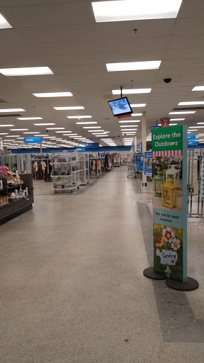 Clothing Store «Ross Dress for Less», reviews and photos, 933 Ann St, Montgomery, AL 36107, USA