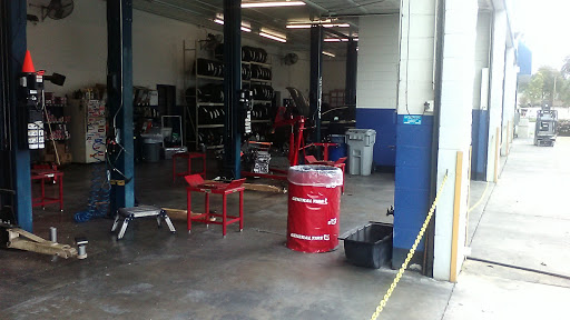 Car Repair and Maintenance «Pep Boys Auto Service & Tire», reviews and photos, 340 E Foothill Blvd, Pomona, CA 91767, USA