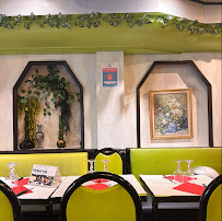 Atmosphère du Restaurant Bistro de la Tour à Paris - n°9