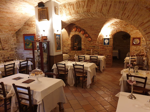 Albergo Ristorante Farfense in Santa Vittoria in Matenano, Provincia di Fermo