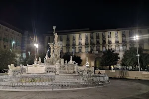 Piazza Municipio image