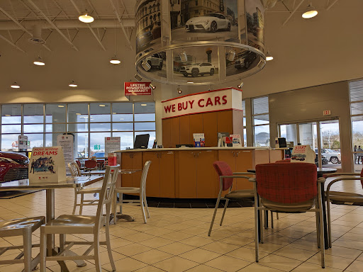 Toyota Dealer «Toyota Knoxville», reviews and photos, 10415 Parkside Dr, Knoxville, TN 37922, USA