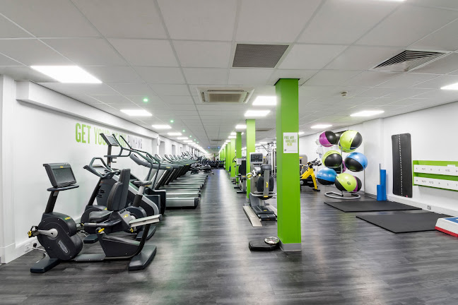 Reviews of South Norwood Leisure Centre in London - Sports Complex
