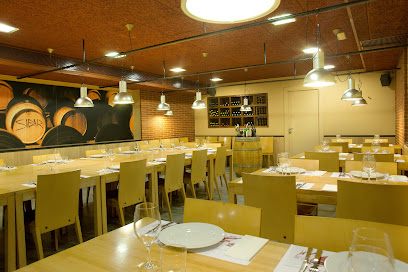 Restaurant Sibar - Carrer de Carrasco i Formiguera, 18, 08242 Manresa, Barcelona, Spain