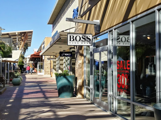 Shopping Mall «Phoenix Premium Outlets», reviews and photos, 4976 Premium Outlets Way, Chandler, AZ 85226, USA