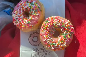 Parrot Donuts image
