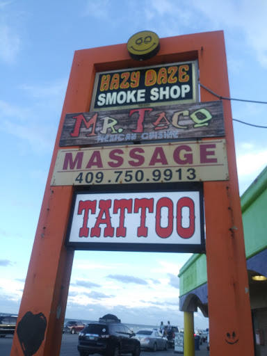 Tattoo Shop «Hazy Daze Tattoo Studio», reviews and photos, 2104 Strand St, Galveston, TX 77550, USA