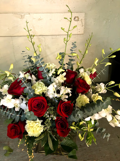 Florist «Fairview Flower Shop», reviews and photos, 1026 Sycamore Dr, Decatur, GA 30030, USA
