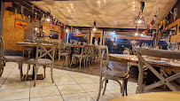 Atmosphère du Restaurant Le Dock à Saint-Raphaël - n°18