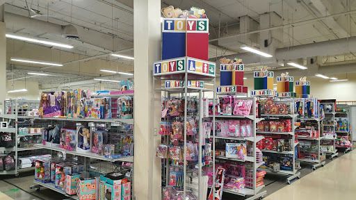 Clothing Store «Burlington Coat Factory», reviews and photos, 13550 Whittier Blvd, Whittier, CA 90605, USA